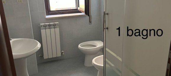 2 bedrooms Apartment in Crotone, Italy No. 345149 4