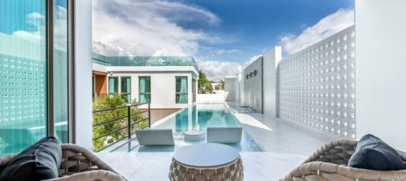 6 bedrooms House for sale in Pattaya, Chonburi, Eastern Thailand, Thailand № 61486 2