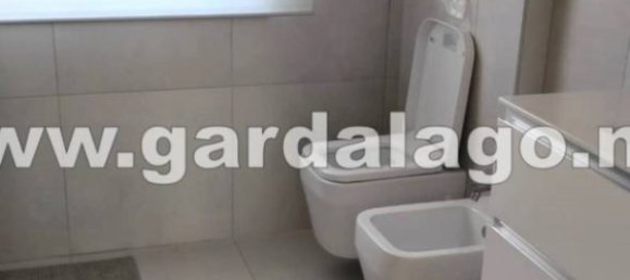 3 bedrooms Villa in Garda, Italy No. 130628 18