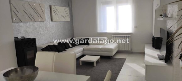 3 bedrooms Villa in Garda, Italy No. 130628 9
