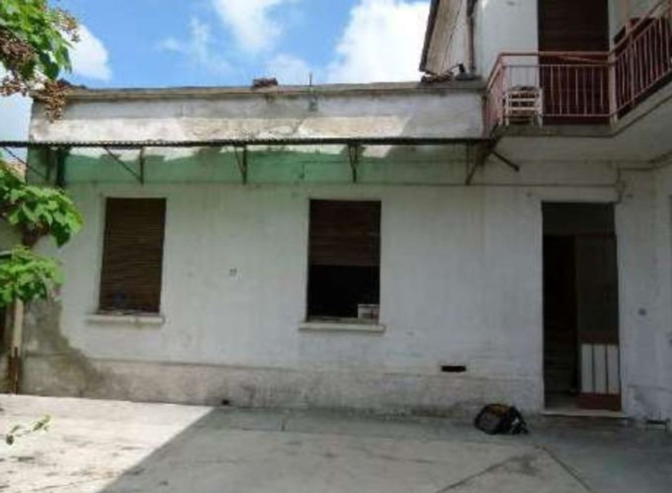 3غرفة شقة في Voghera, Italy رقم 95443