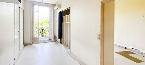 177m² Office in Paris, France No. 336988 8