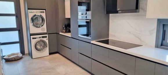 4 Schlafzimmer Villa in Parekklisia, Cyprus, Nr. 7046 8