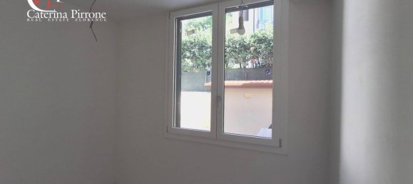 2 bedrooms Apartment in Florence, Italy No. 324168 9