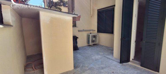 2 bedrooms Apartment in Florence, Italy No. 324168 32