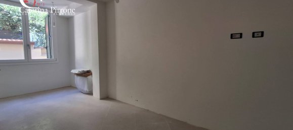 2 bedrooms Apartment in Florence, Italy No. 324168 4