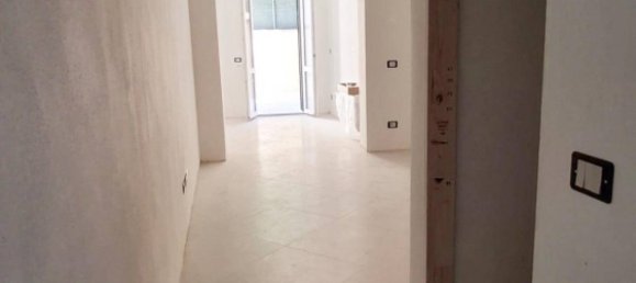 2 bedrooms Apartment in Florence, Italy No. 324168 8