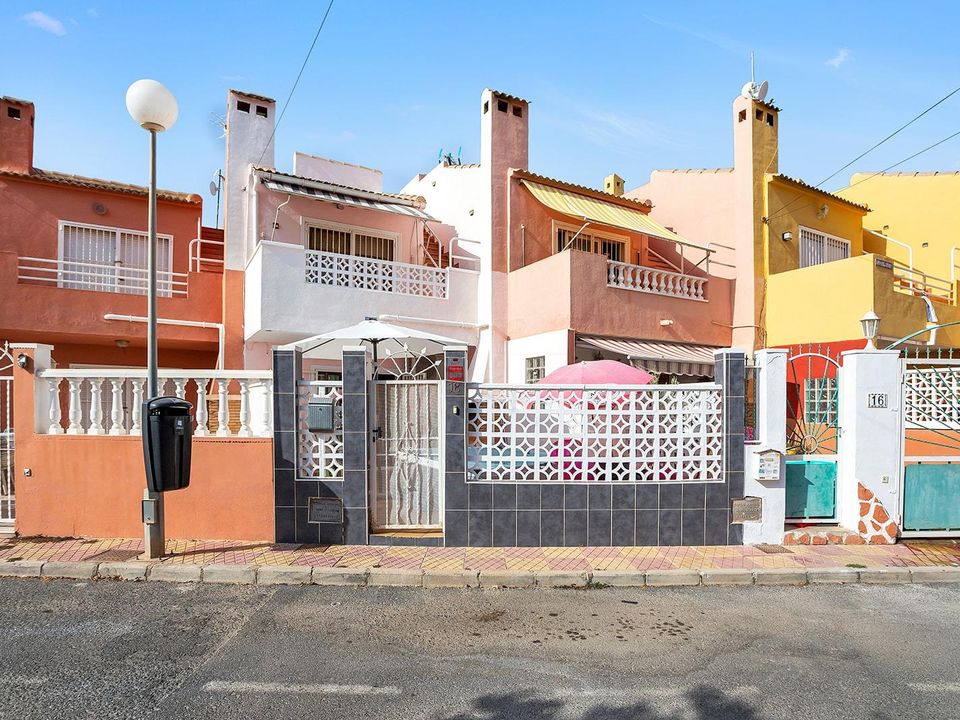 2 Schlafzimmer Stadthaus in Torrevieja, Spain, Nr. 190746