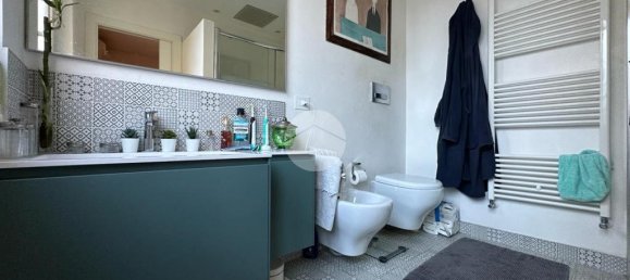 3 bedrooms Apartment in Rome, Italy No. 353026 22