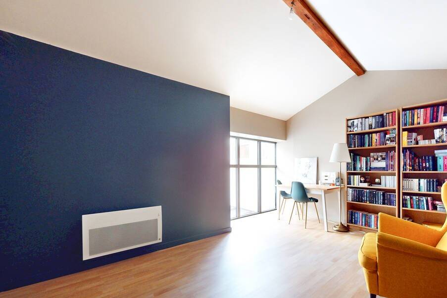 Casa de 3 dormitorios en Sury-le-Comtal, France No. 355522