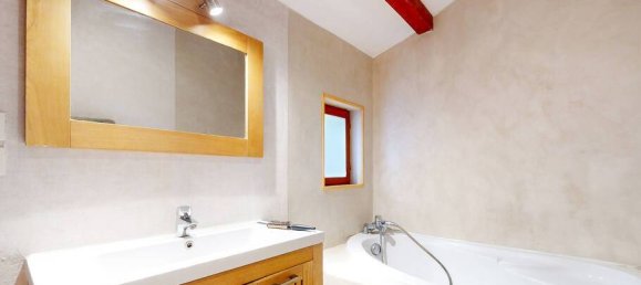 Casa de 3 dormitorios en Sury-le-Comtal, France No. 355522 6