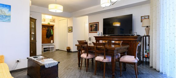 3 bedrooms Apartment in Rome, Italy No. 320063 3