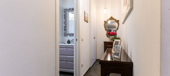 3 bedrooms Apartment in Rome, Italy No. 320063 8