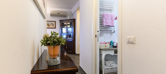 3 bedrooms Apartment in Rome, Italy No. 320063 13