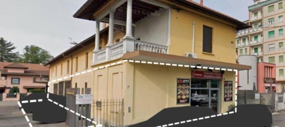 61m² Commercial property in Somma Lombardo, Italy No. 274390 3