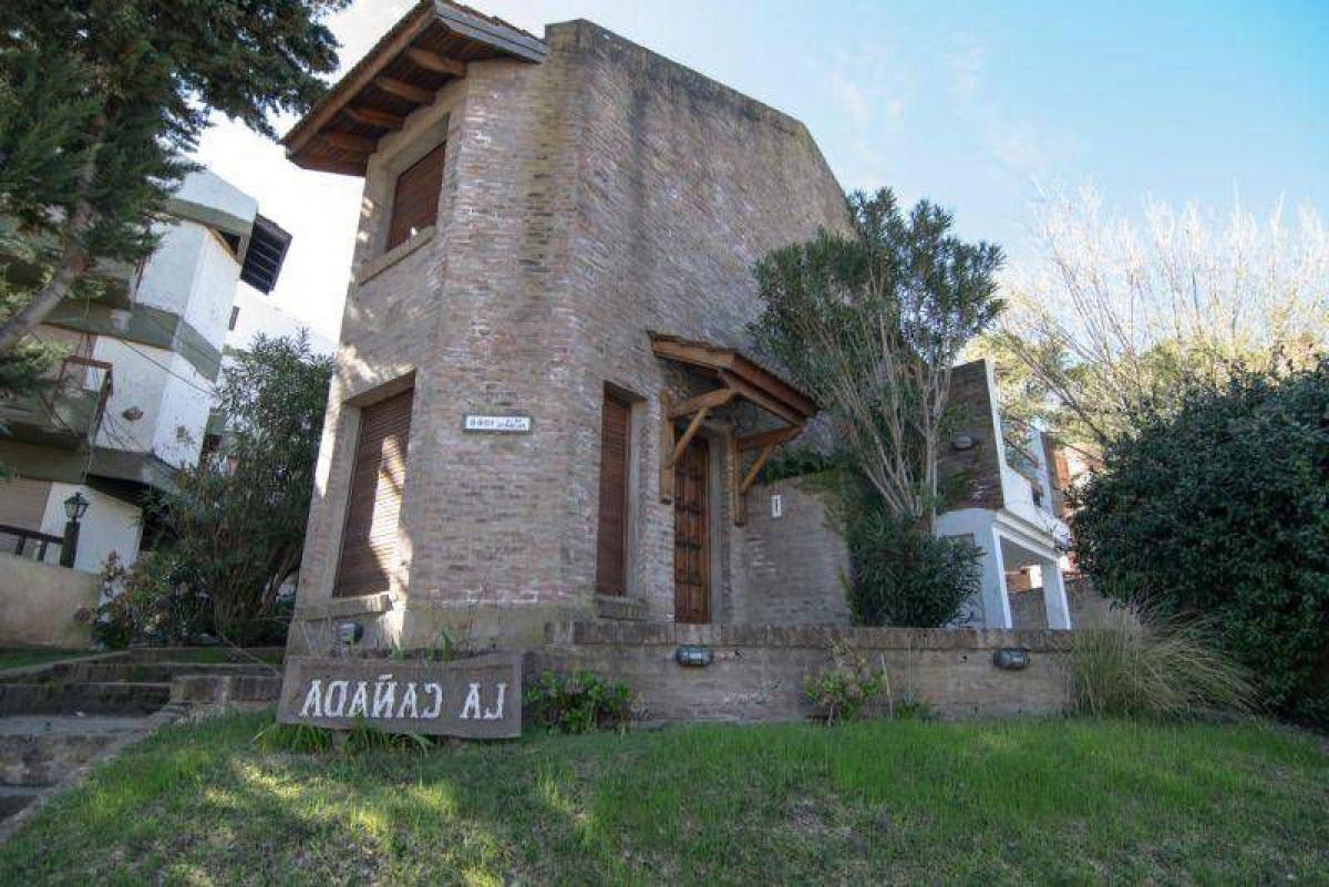 Apartamento de 2 dormitorios en Mar del Plata, Argentina No. 79581