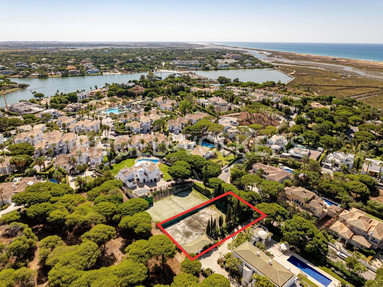  قطعة أرض في Almancil, Portugal رقم 133670