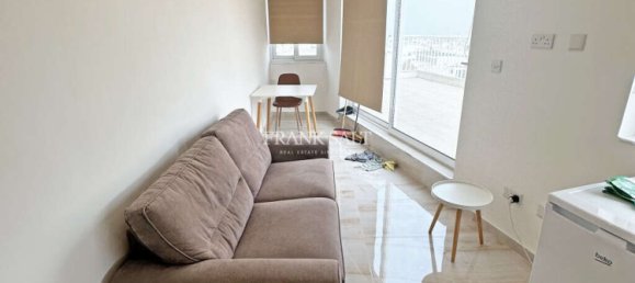 Пентхаус с 1 спальней в Свийи, Мальта № 10310 5