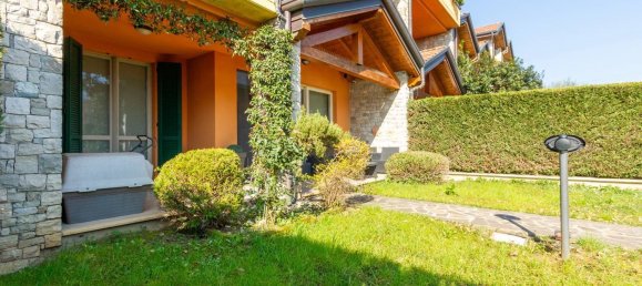 Apartamento de 4 habitaciónes en Lomagna, Italy No. 213209 18