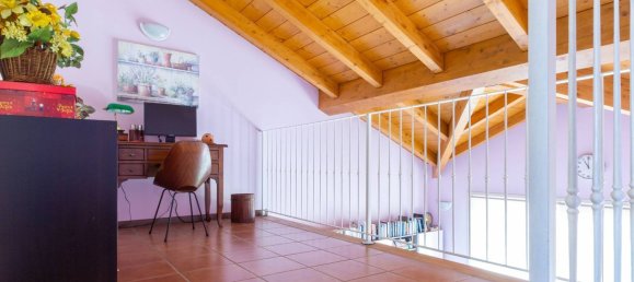 Apartamento de 4 habitaciónes en Lomagna, Italy No. 213209 35