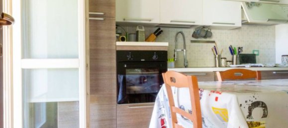 Apartamento de 4 habitaciónes en Lomagna, Italy No. 213209 27