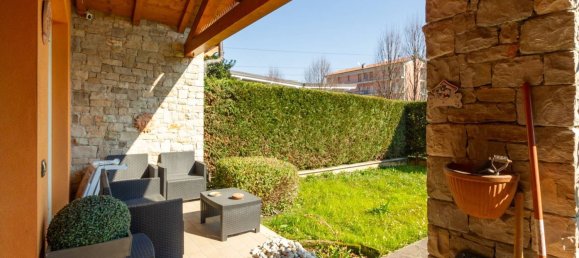 Apartamento de 4 habitaciónes en Lomagna, Italy No. 213209 30