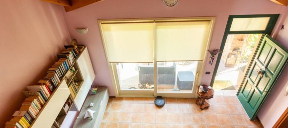 Apartamento de 4 habitaciónes en Lomagna, Italy No. 213209 16