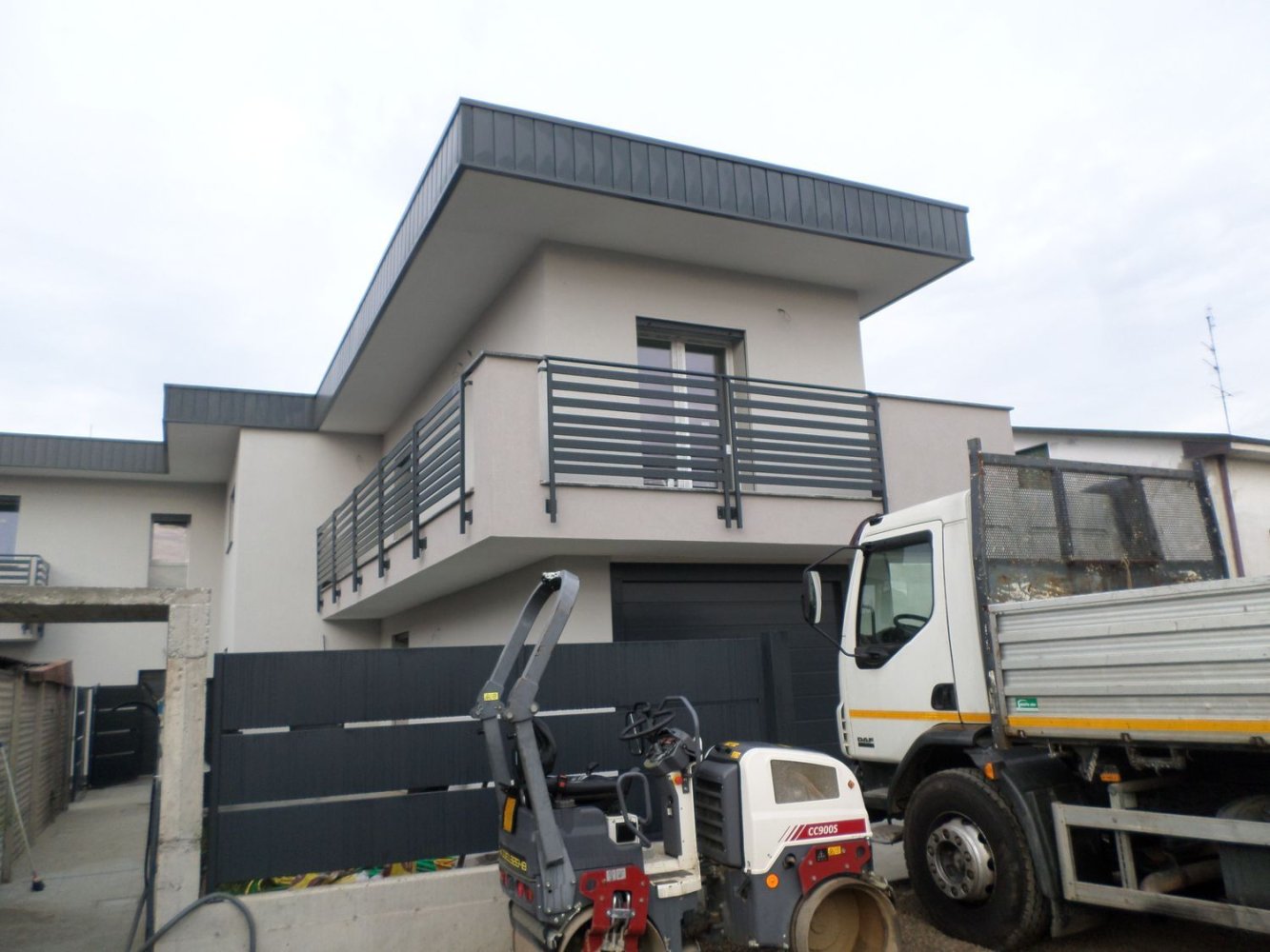 4-salle Villa à Seveso, Italy No. 147917