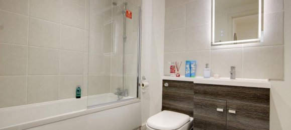 3 bedrooms Apartment in London, United Kingdom No. 13481 19