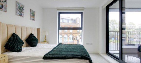 3 bedrooms Apartment in London, United Kingdom No. 13481 12
