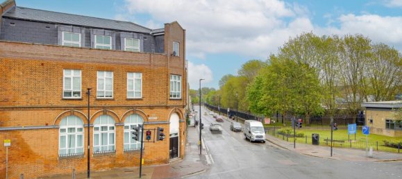 3 bedrooms Apartment in London, United Kingdom No. 13481 17