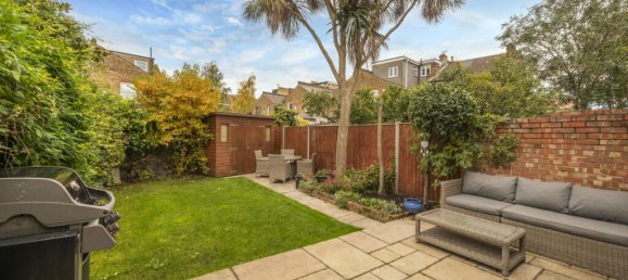 4 bedrooms House in East Sheen, United Kingdom No. 8941 27