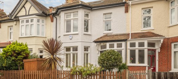 4 bedrooms House in East Sheen, United Kingdom No. 8941 4
