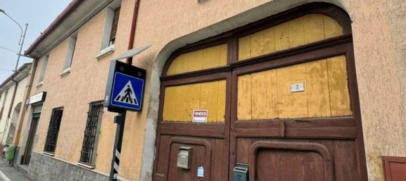 3 bedrooms House in Suardi, Italy No. 359517 5