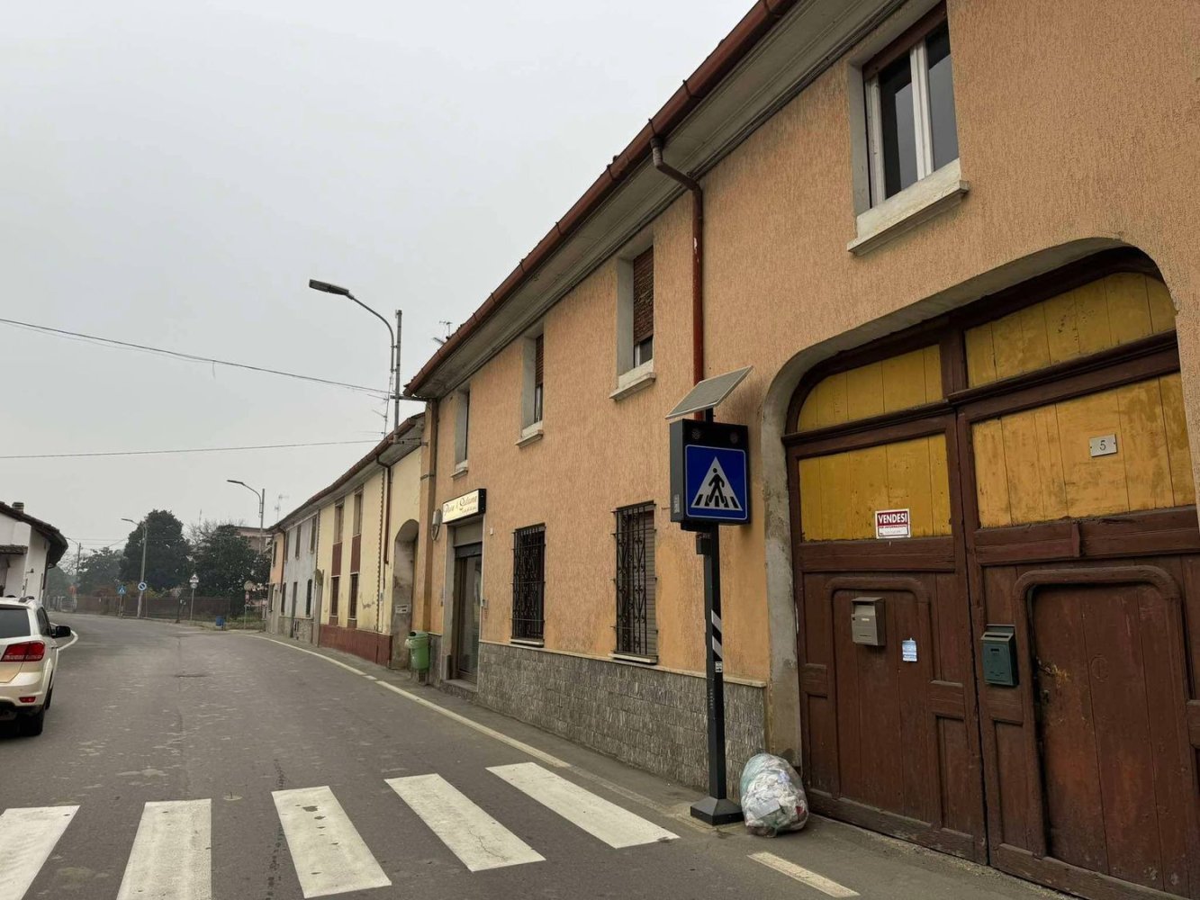 3 bedrooms House in Suardi, Italy No. 359517