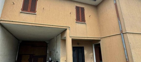 3 bedrooms House in Suardi, Italy No. 359517 6