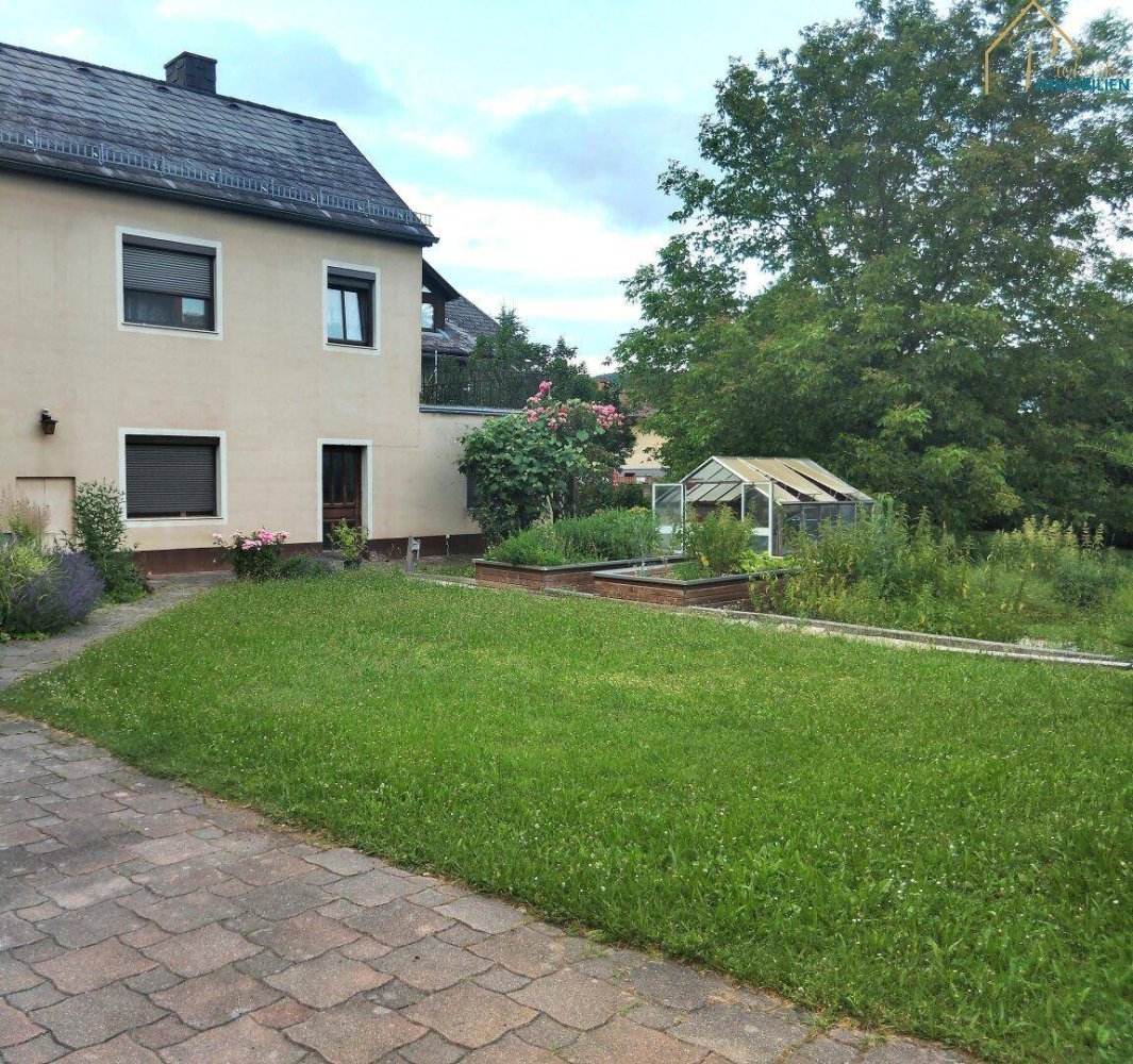 6 rooms House in Heiligenkreuz, Austria No. 214566