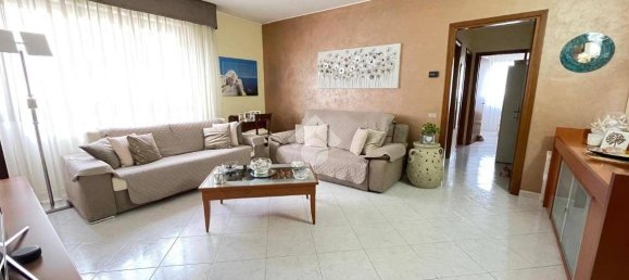 2 Schlafzimmer Wohnung in Arconate, Italy, Nr. 338695 5