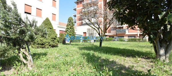 4 bedrooms House in Carpi, Italy No. 61129 12