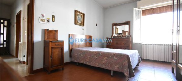 4 bedrooms House in Carpi, Italy No. 61129 32