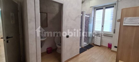 Коммерческая недвижимость с 2 комнатами в Милан, Италия № 378956 9