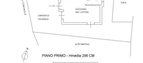 Casa de 4 habitaciónes en Somma Lombardo, Italy No. 14471 2