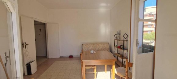 3 rooms Apartment in Foggia, Italy No. 35264 3