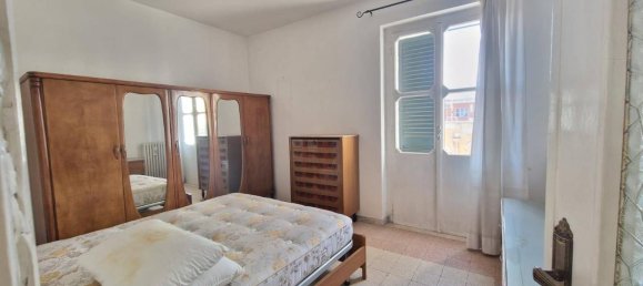 3 rooms Apartment in Foggia, Italy No. 35264 8