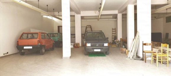 228m² Commercial property in Sangineto, Italy No. 113454 3