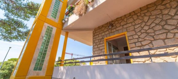 Квартира с 2 спальнями в Гольфо Аранчи, Италия № 325579 19