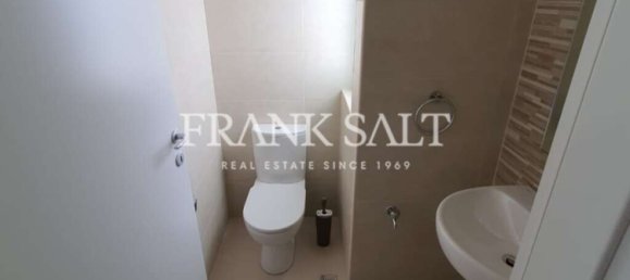 3 bedrooms Apartment in Swieqi, Malta No. 6977 27