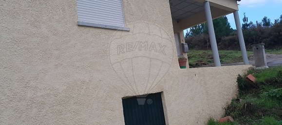 3 bedrooms House in Tondela, Portugal No. 19628 3