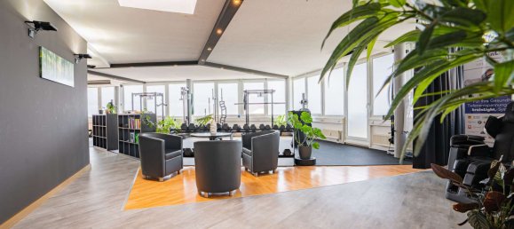 347m² Office in Boblingen, Germany No. 369177 9