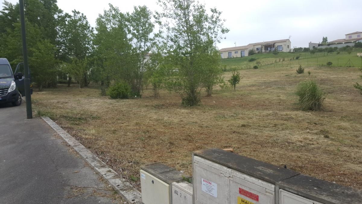 3004m² Land in Carcassonne, France No. 37938